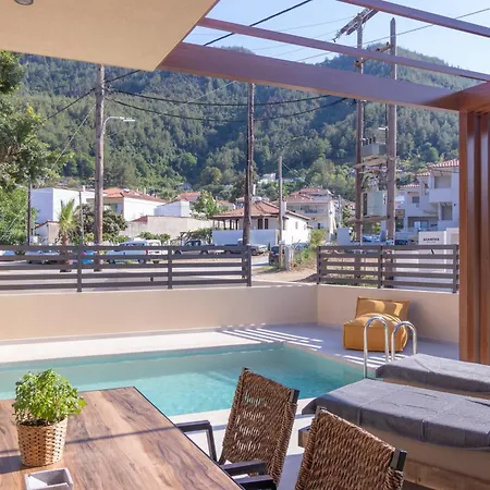 Villa Ntinas Seaside *