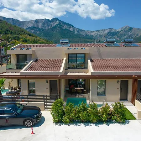 Ntinas Seaside Villa